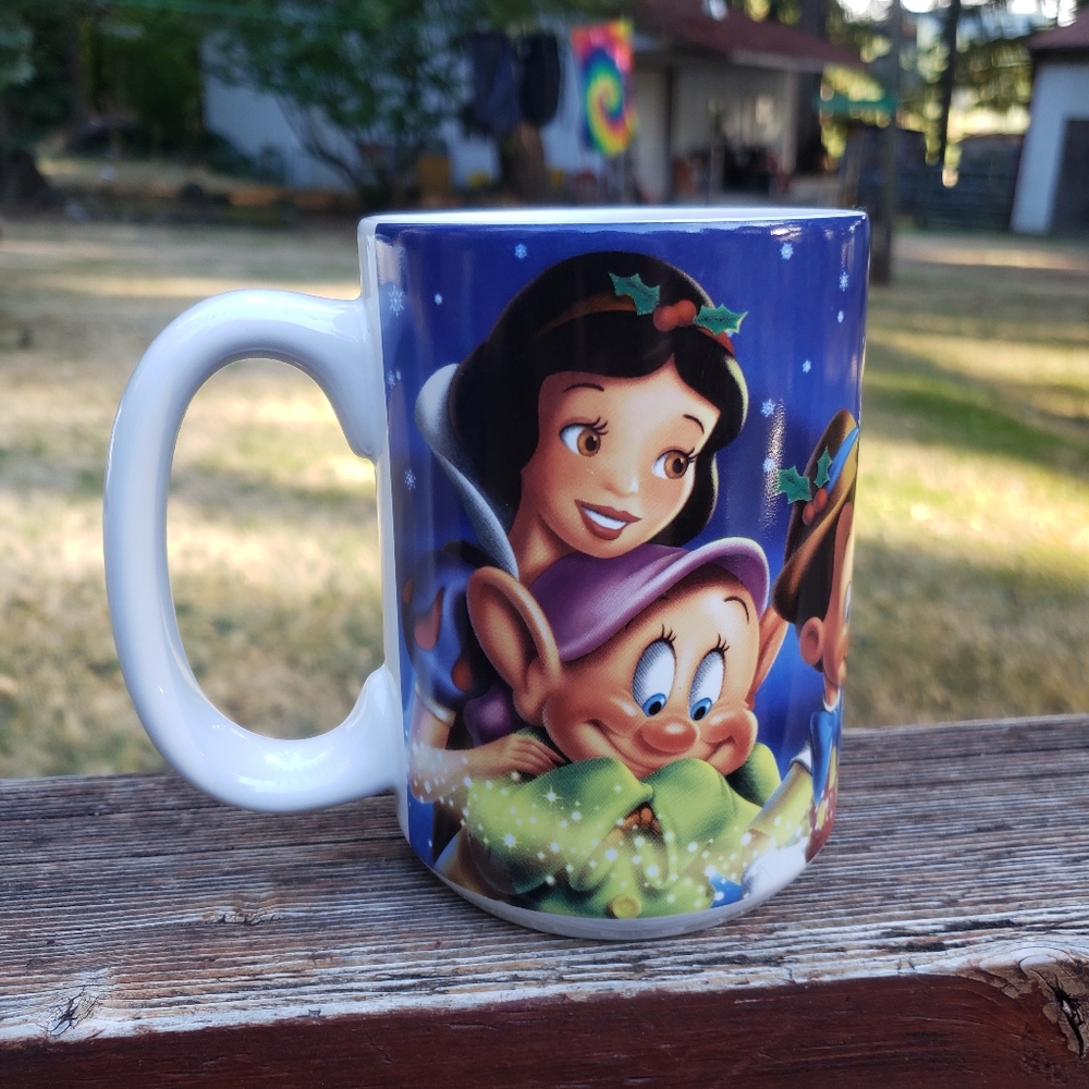 Disney Store Exclusive Original Coffee Mug- 2004 - Snow White, Pooh, Tinkerbell